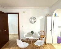 Resale - Apartment - Torrevieja - Acequion