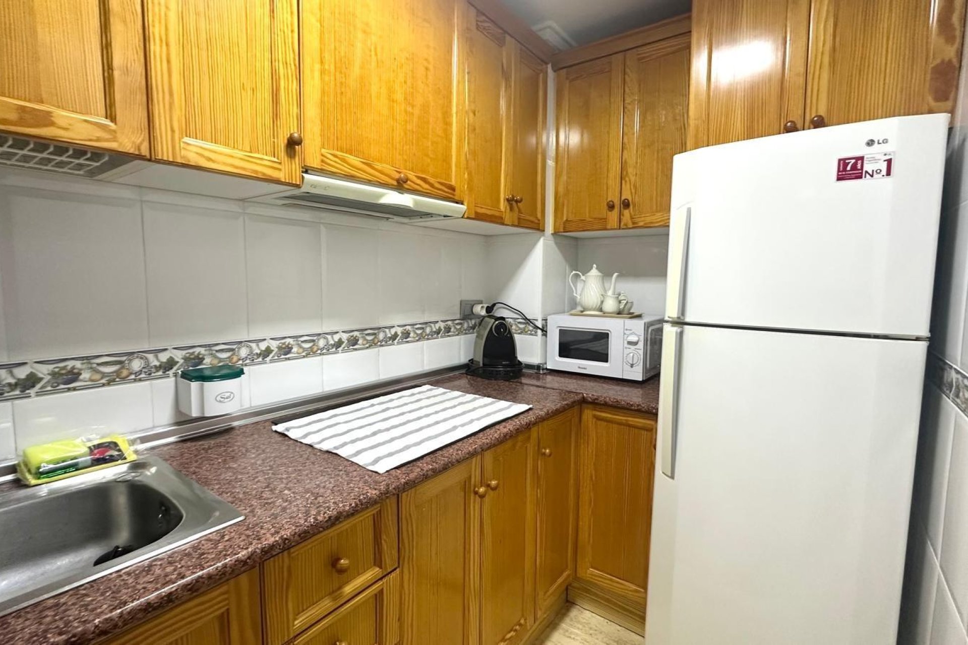 Resale - Apartment - Torrevieja - Acequion