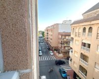 Resale - Apartment - Torrevieja - Acequion