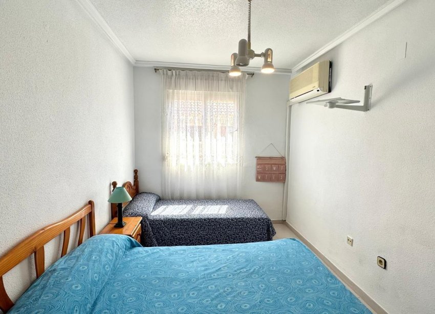 Resale - Apartment - Torrevieja - Acequion