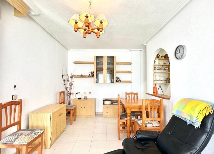 Resale - Apartment - Torrevieja - Acequion