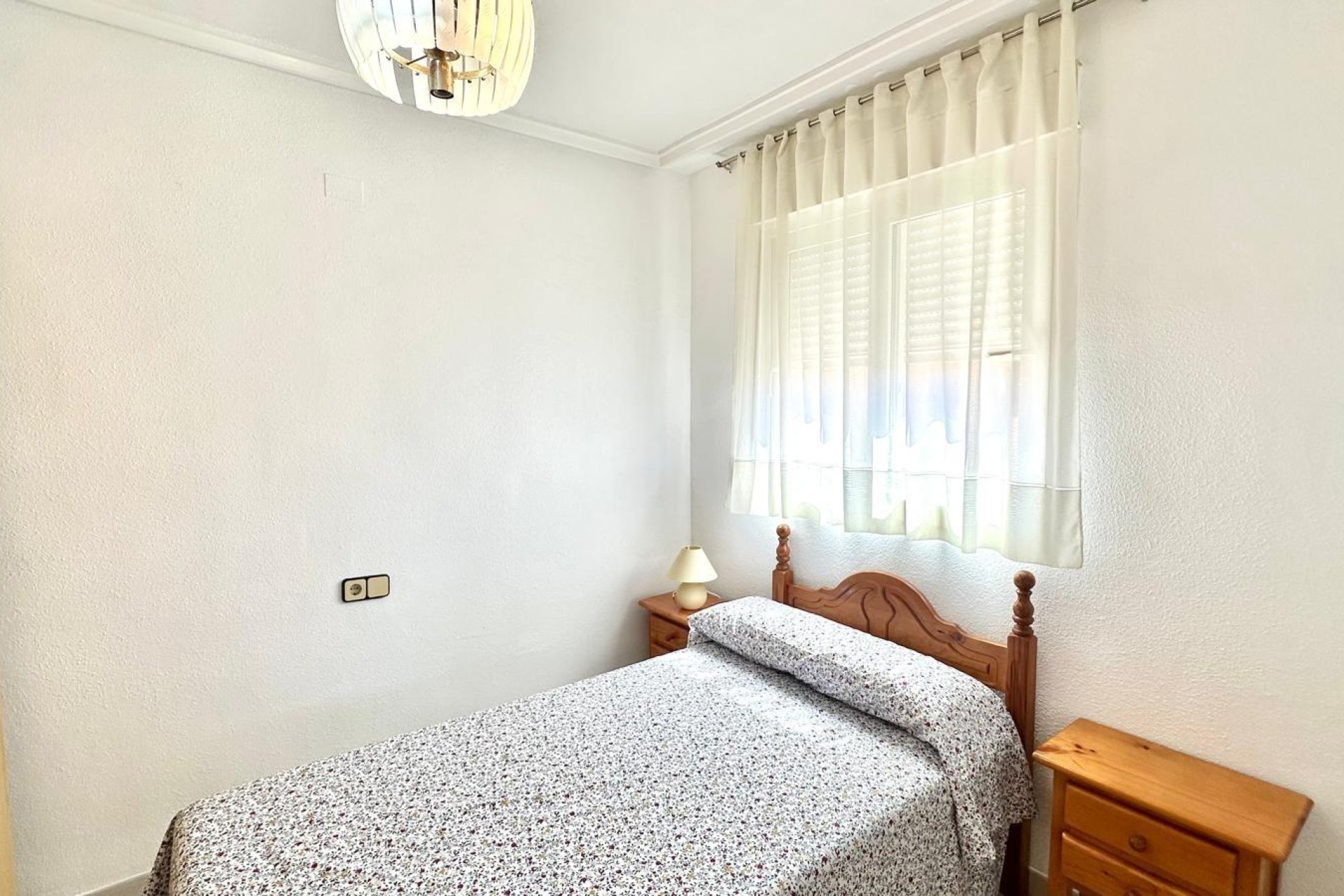 Resale - Apartment - Torrevieja - Acequion