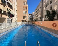 Resale - Apartment - Torrevieja - Acequion