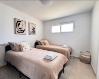 Resale - Apartment - Torrevieja - Acequion