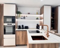 Resale - Apartment - Torrevieja - Acequion