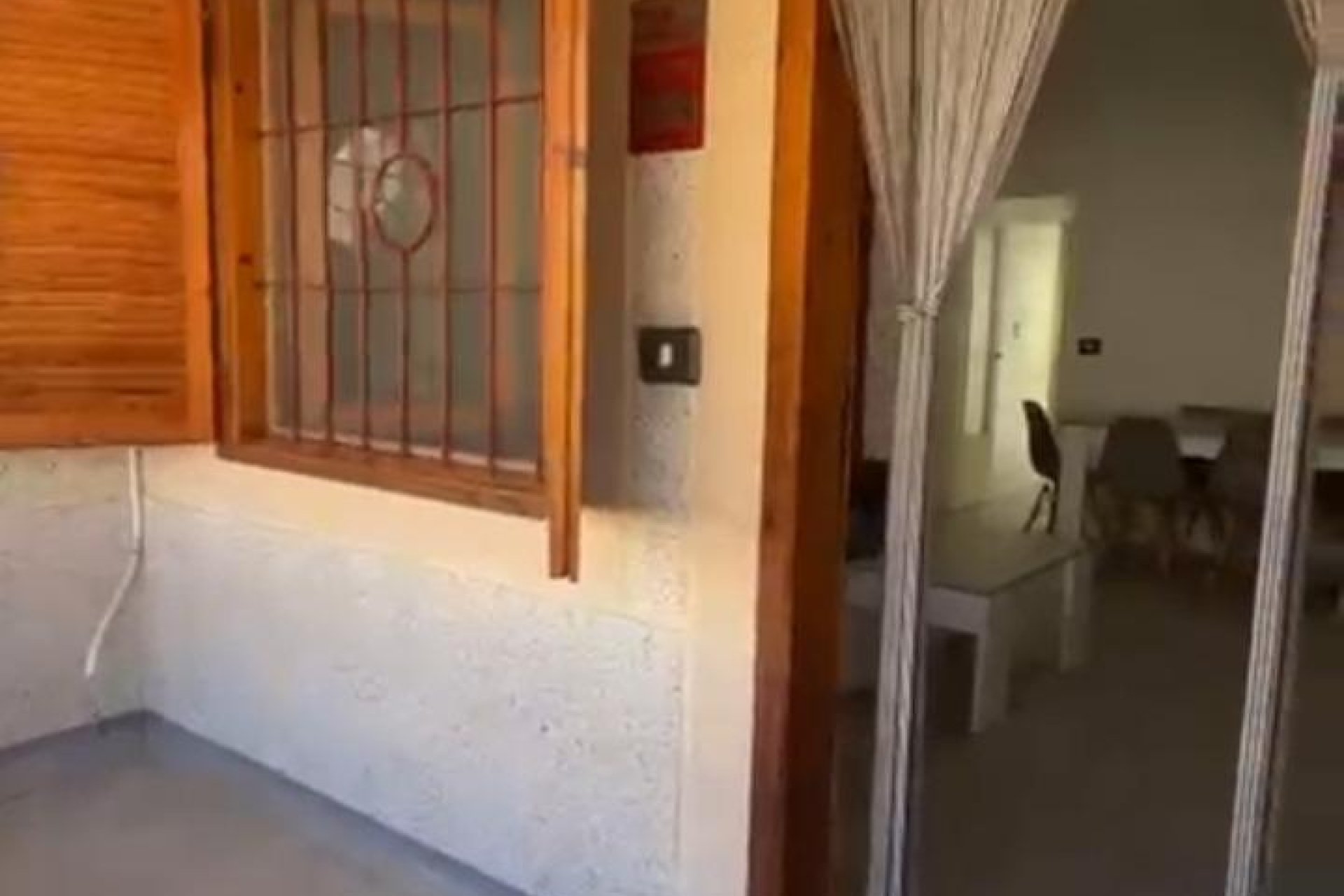 Resale - Apartment - Torrevieja - Acequion