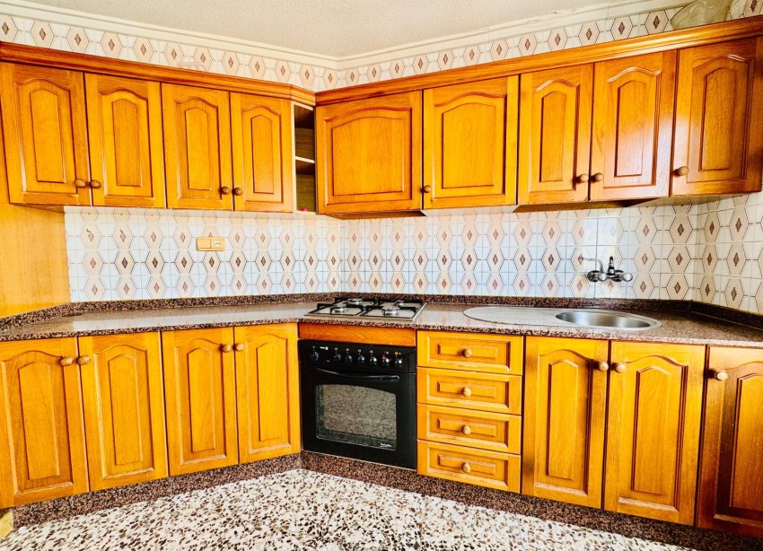 Resale - Apartment - Torrevieja - Acequion