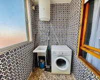 Resale - Apartment - Torrevieja - Acequion