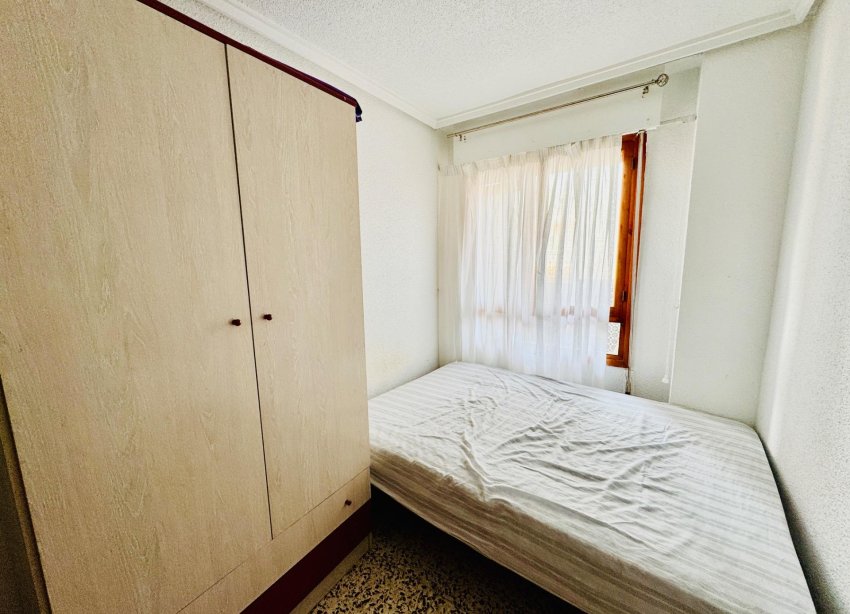 Resale - Apartment - Torrevieja - Acequion
