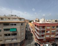 Resale - Apartment - Torrevieja - Acequion