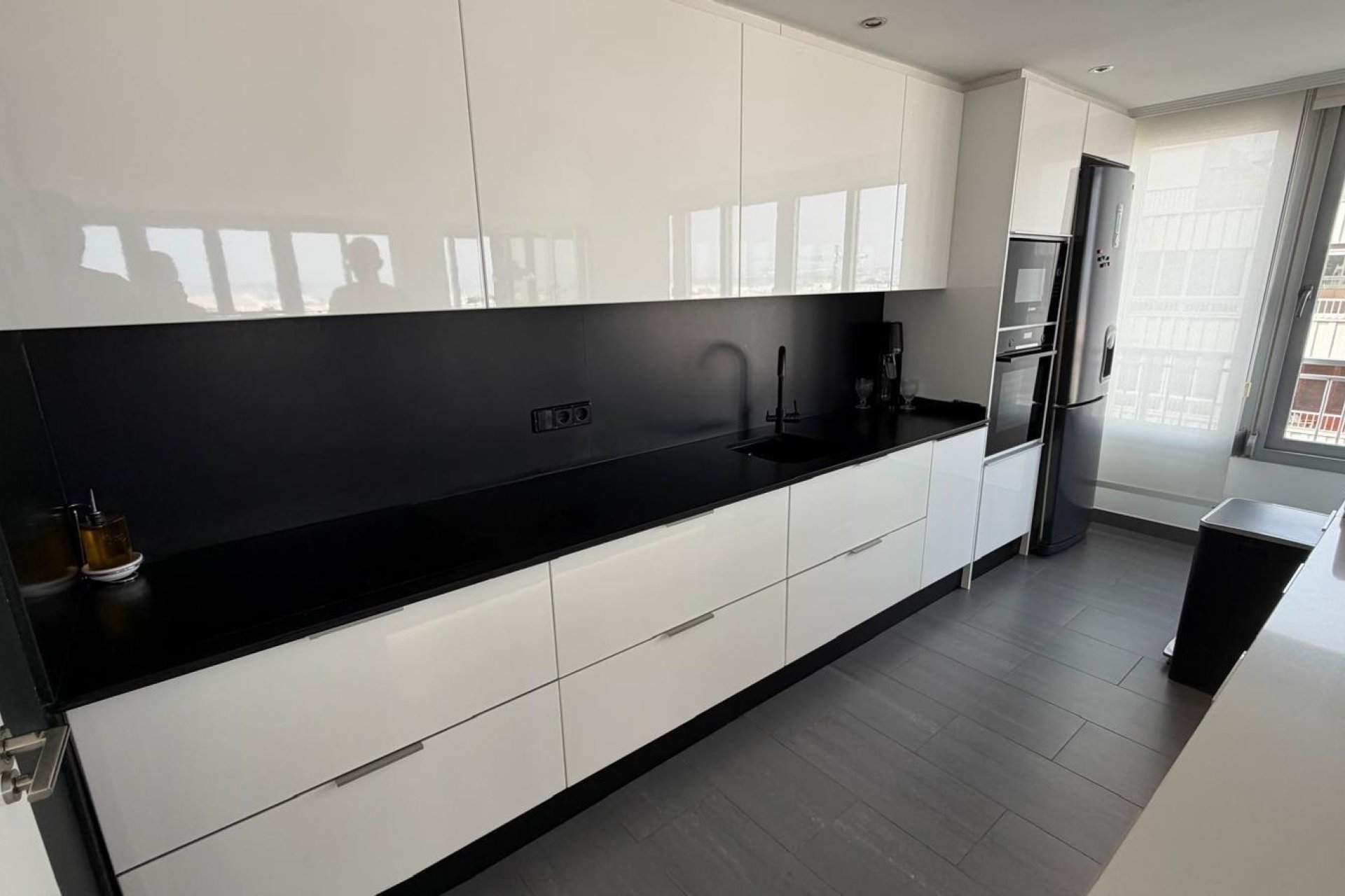Resale - Apartment - Torrevieja - Acequion