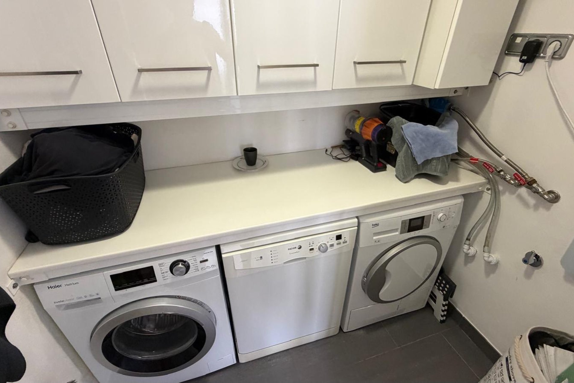 Resale - Apartment - Torrevieja - Acequion