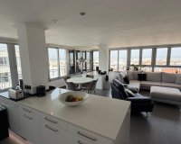 Resale - Apartment - Torrevieja - Acequion