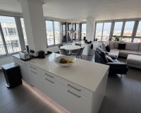 Resale - Apartment - Torrevieja - Acequion