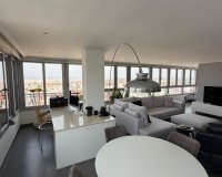 Resale - Apartment - Torrevieja - Acequion