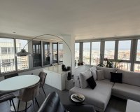 Resale - Apartment - Torrevieja - Acequion