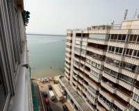 Resale - Apartment - Torrevieja - Acequion