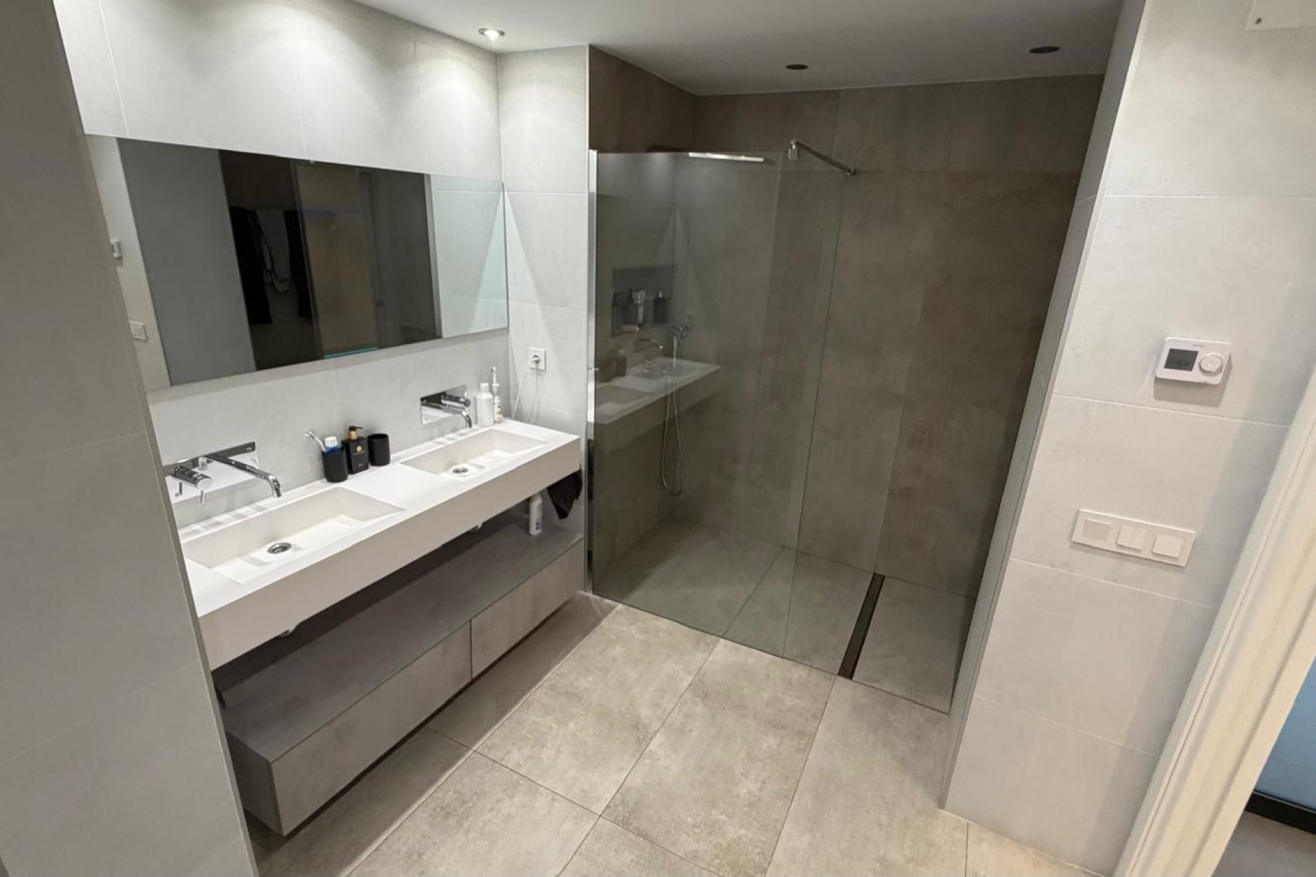 Resale - Apartment - Torrevieja - Acequion