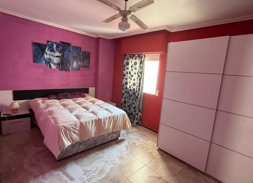 Resale - Apartment - Torrevieja - Acequion