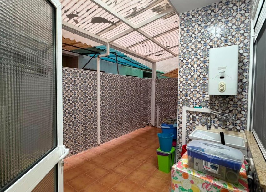 Resale - Apartment - Torrevieja - Acequion