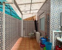 Resale - Apartment - Torrevieja - Acequion