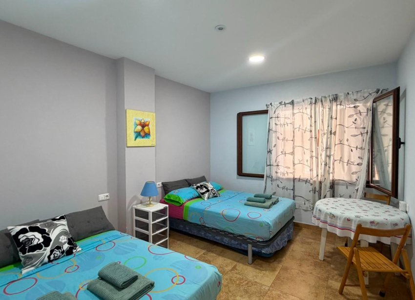 Resale - Apartment - Torrevieja - Acequion
