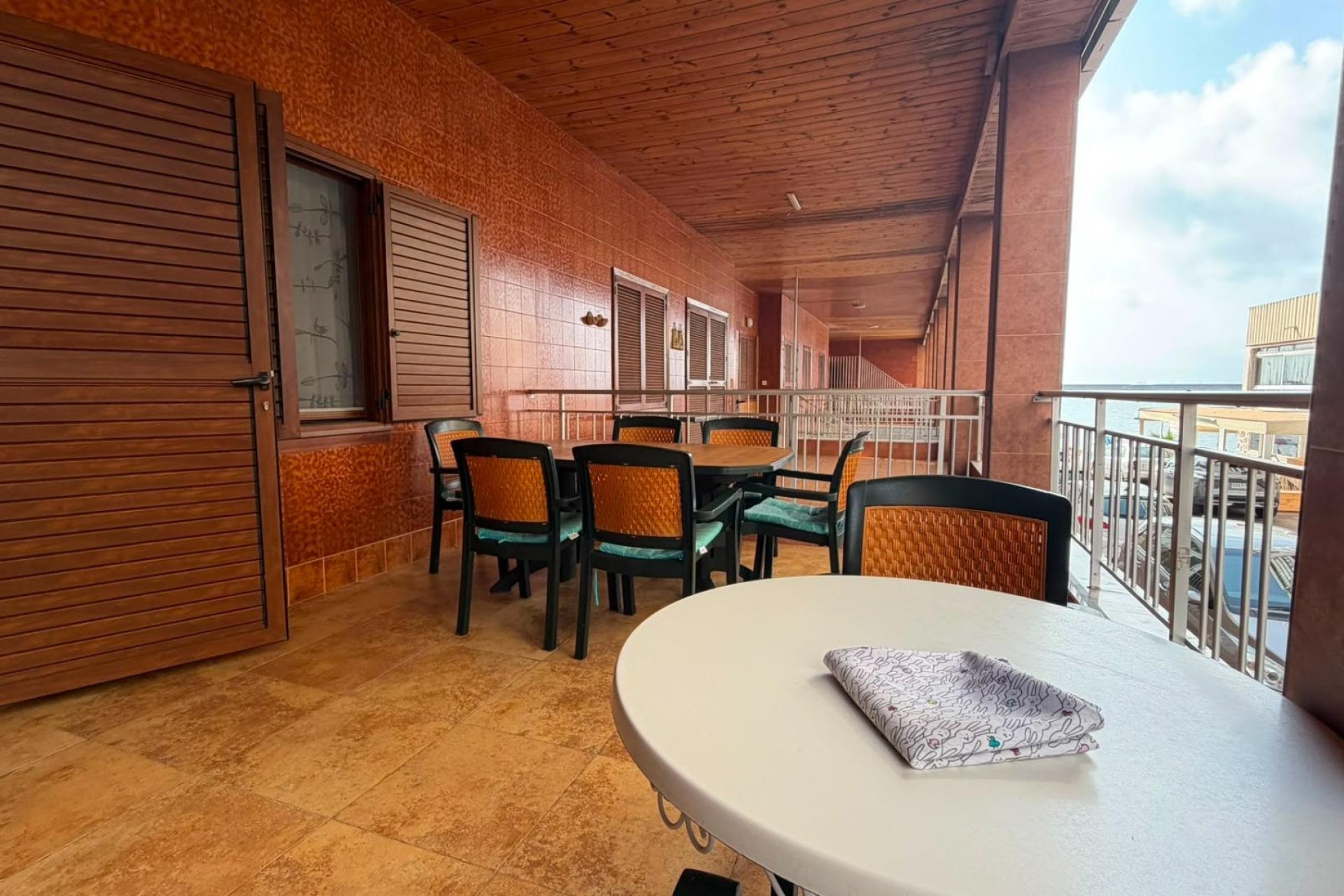 Resale - Apartment - Torrevieja - Acequion