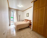 Resale - Apartment - Torrevieja - Acequion