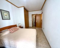 Resale - Apartment - Torrevieja - Acequion