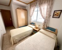 Resale - Apartment - Torrevieja - Acequion