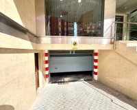 Resale - Apartment - Torrevieja - Acequion