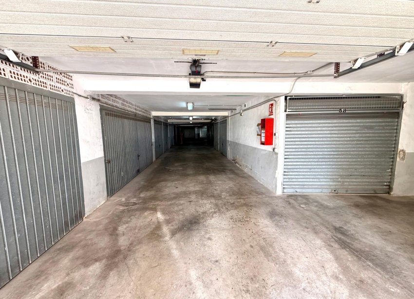 Resale - Apartment - Torrevieja - Acequion