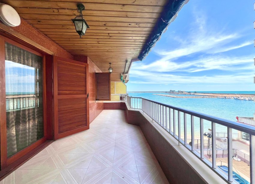 Resale - Apartment - Torrevieja - Acequion