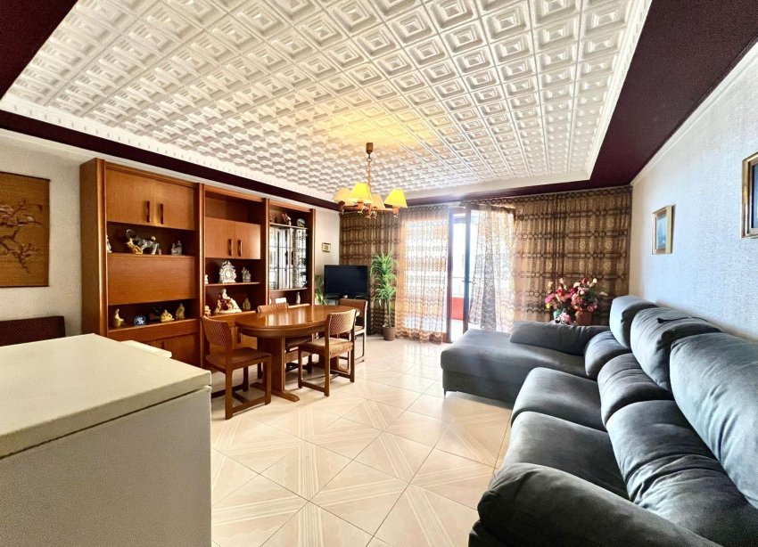 Resale - Apartment - Torrevieja - Acequion
