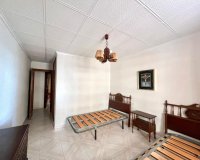 Resale - Apartment - Torrevieja - Acequion