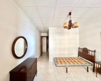 Resale - Apartment - Torrevieja - Acequion