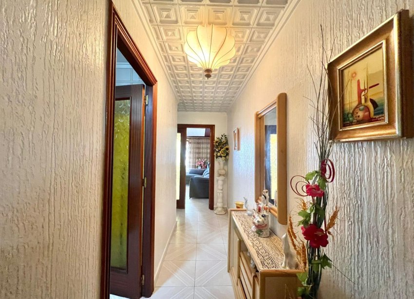 Resale - Apartment - Torrevieja - Acequion