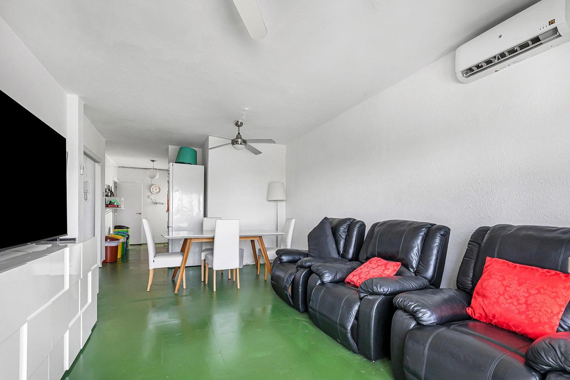 Resale - Apartment - Torrevieja - Acequion