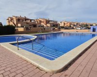 Resale - Apartment - Torrevieja - Aguas Nuevas