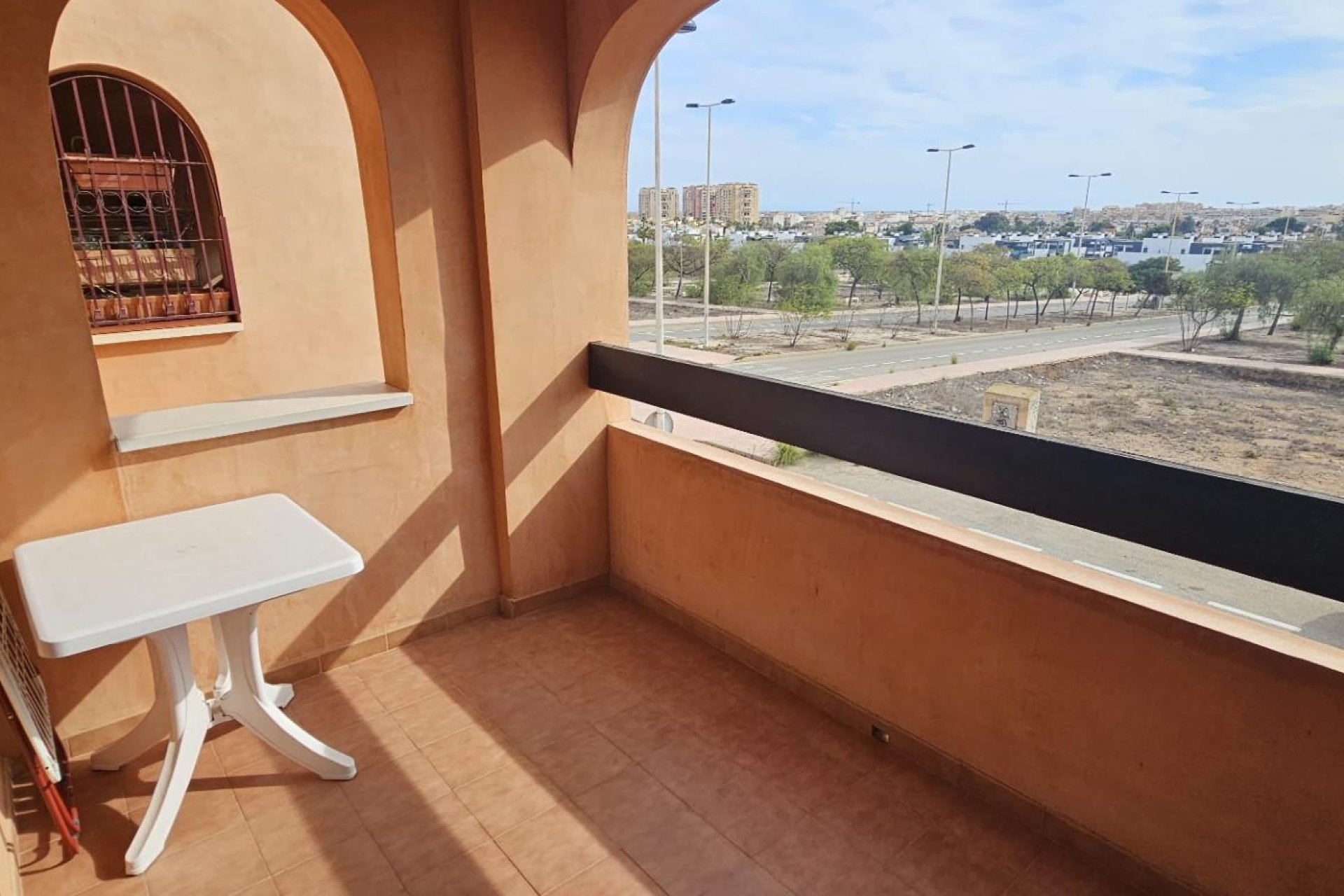 Resale - Apartment - Torrevieja - Aguas Nuevas