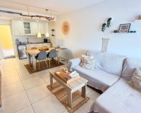 Resale - Apartment - Torrevieja - Aguas Nuevas