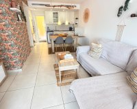 Resale - Apartment - Torrevieja - Aguas Nuevas