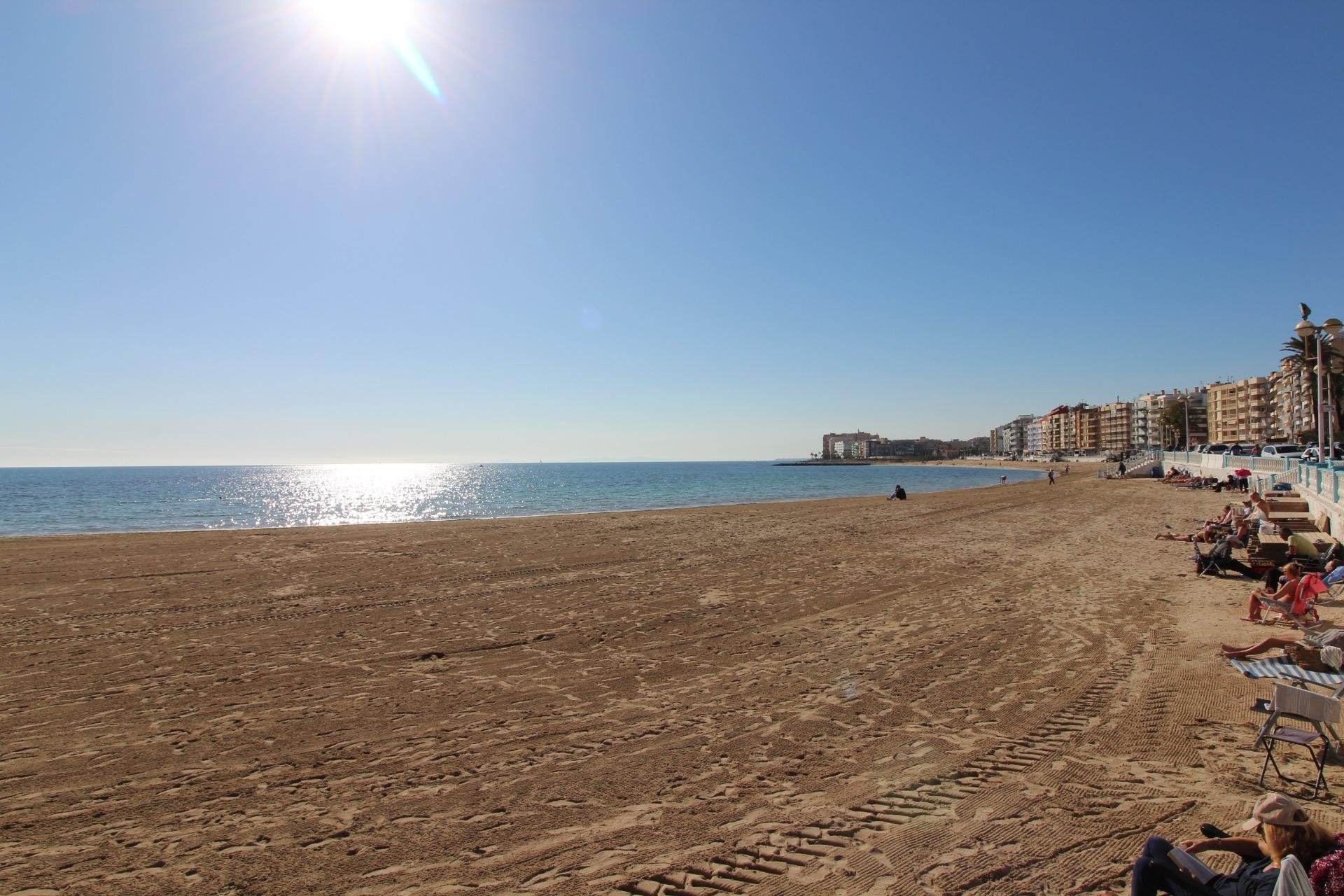 Resale - Apartment - Torrevieja - Aldea del mar
