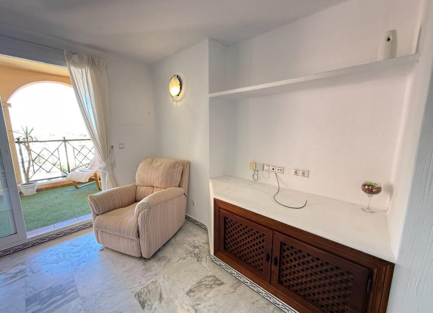 Resale - Apartment - Torrevieja - Aldea del mar