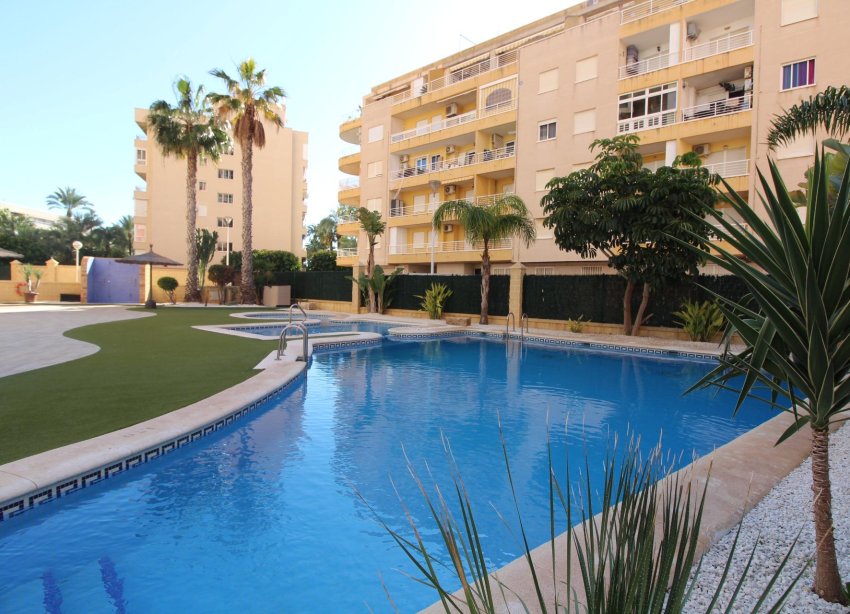 Resale - Apartment - Torrevieja - Aldea del mar