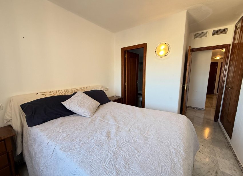 Resale - Apartment - Torrevieja - Aldea del mar
