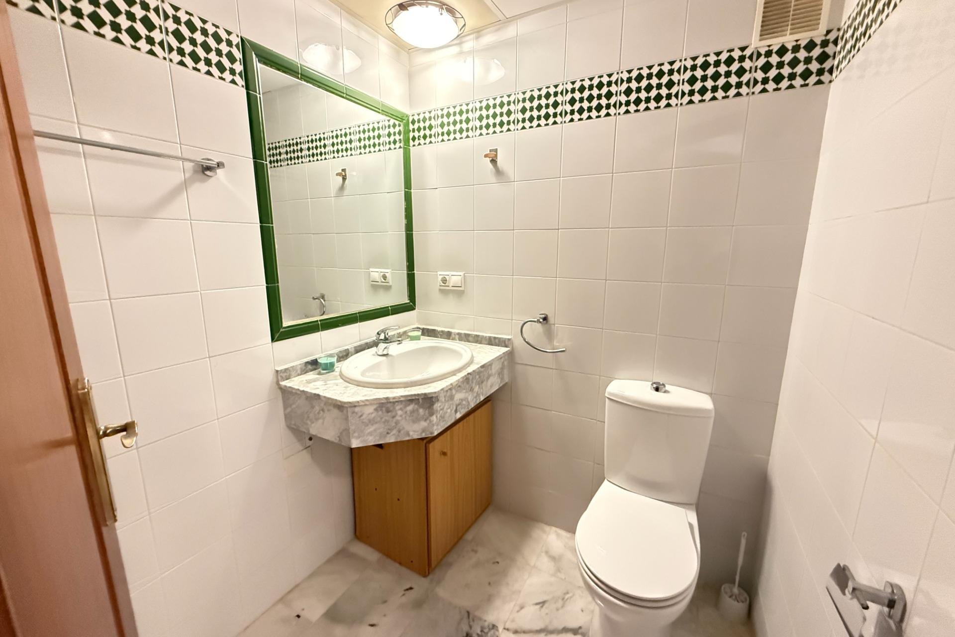 Resale - Apartment - Torrevieja - Aldea del mar