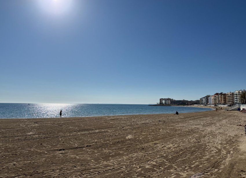 Resale - Apartment - Torrevieja - Aldea del mar