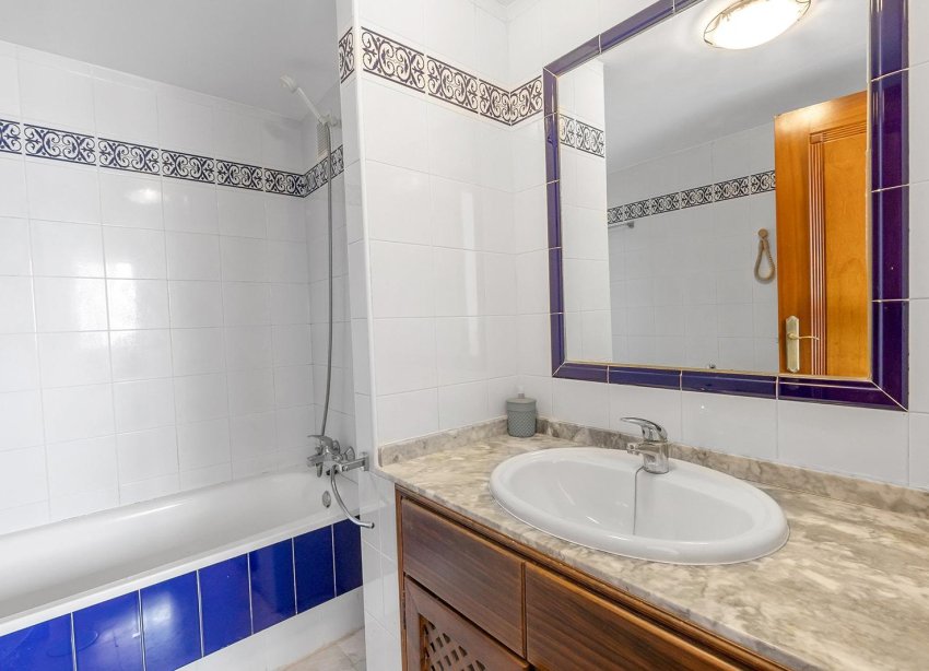 Resale - Apartment - Torrevieja - Aldea del mar