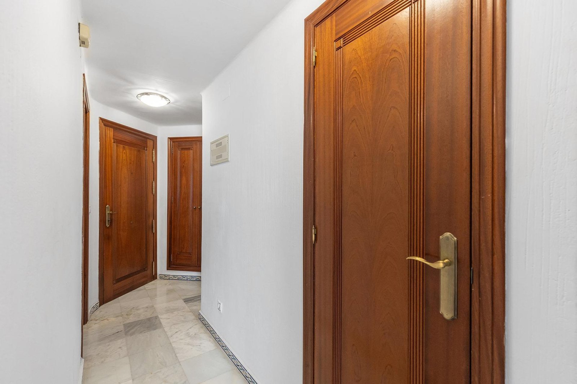 Resale - Apartment - Torrevieja - Aldea del mar